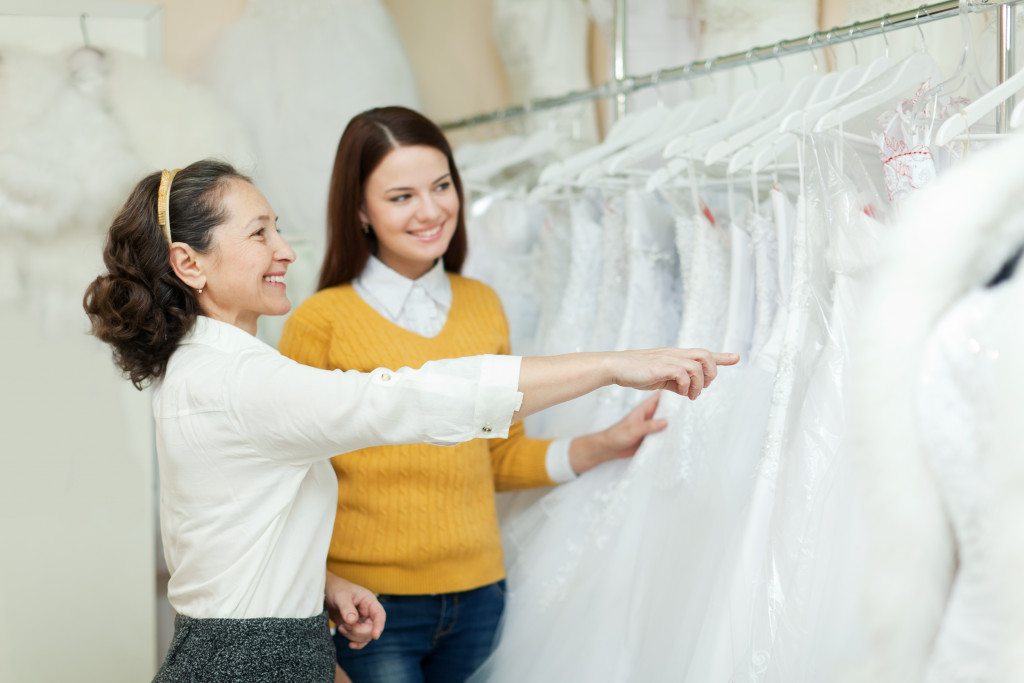 choosing a wedding gown